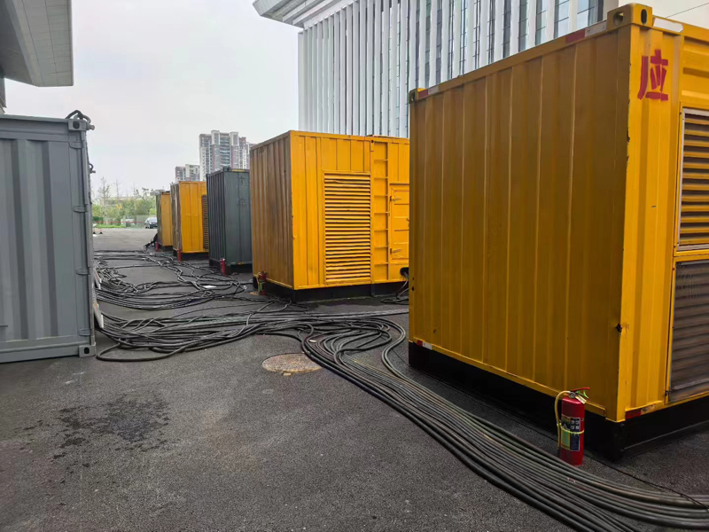 三台不同季节柴油发电机组保养有哪些注意事项？