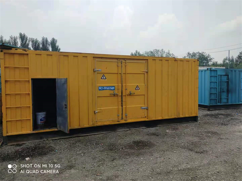 三台200KW柴油发电机组需要配备什么型号的电缆线？