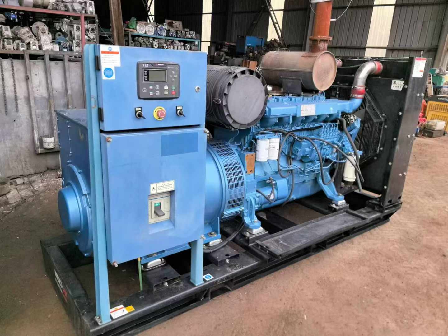 三台500kW 柴油发电机组可带动设备功率的计算公式是什么？