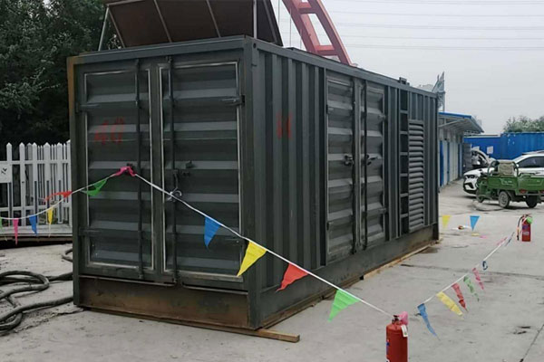 三台发电机租赁空气滤清器多久更换一次？